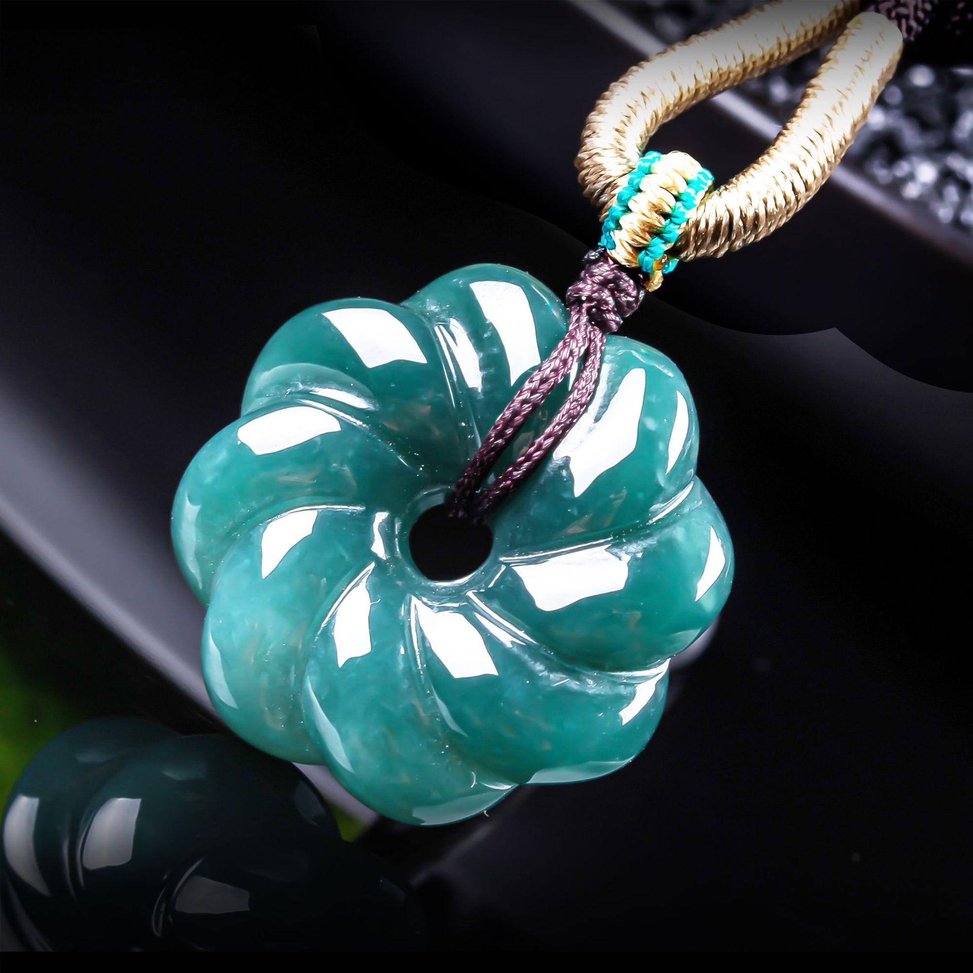 Kalung Liontin Bunga Giok Burm - Women Accessories To Gift ulasan dan harga