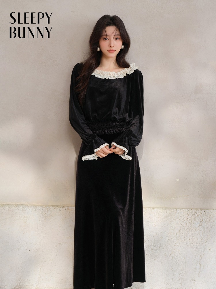 Set Kemeja Beludru dengan Rend - Layered Necklace Set ulasan dan harga